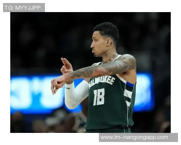 库兹马出手数全队最高却效率低下仅得18分3篮板2助攻表现令人失望 库兹马出手数全队最高却效率低下仅得18分3篮板2助攻表现令人失望