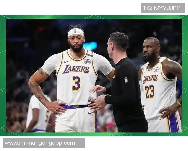 本赛季罚球数统计:魔术领跑湖人紧随其后活塞开拓者表现不俗 本赛季罚球数统计:魔术领跑湖人紧随其后活塞开拓者表现不俗