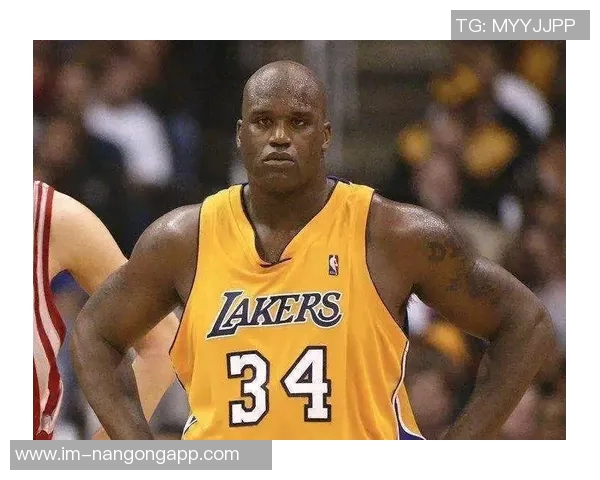 奎因成NBA历史首位新秀中锋斩获30三双成就引发关注